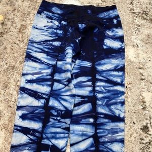tie-dye leggings!